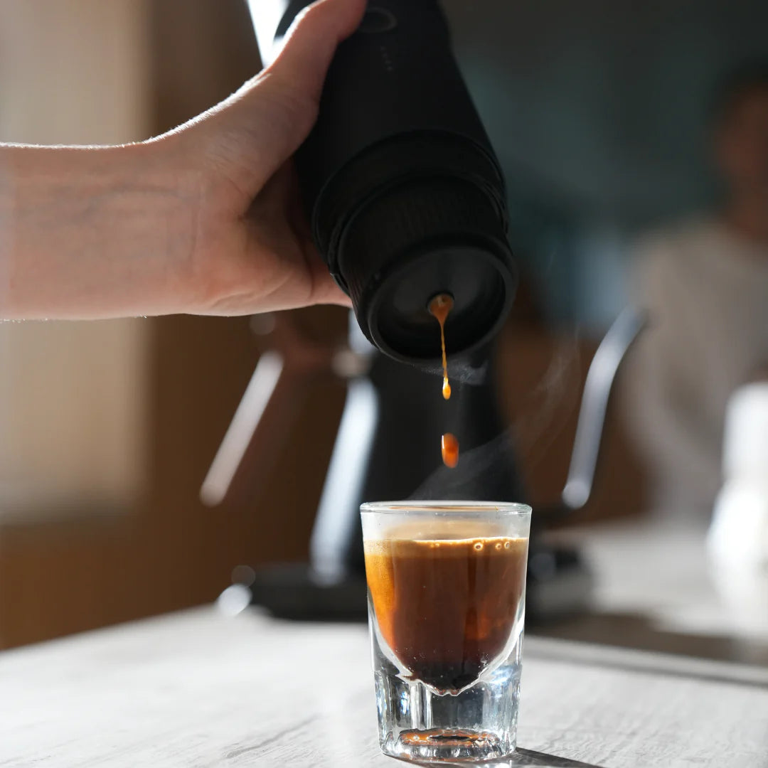 Portable Espresso Maker - Lunar White